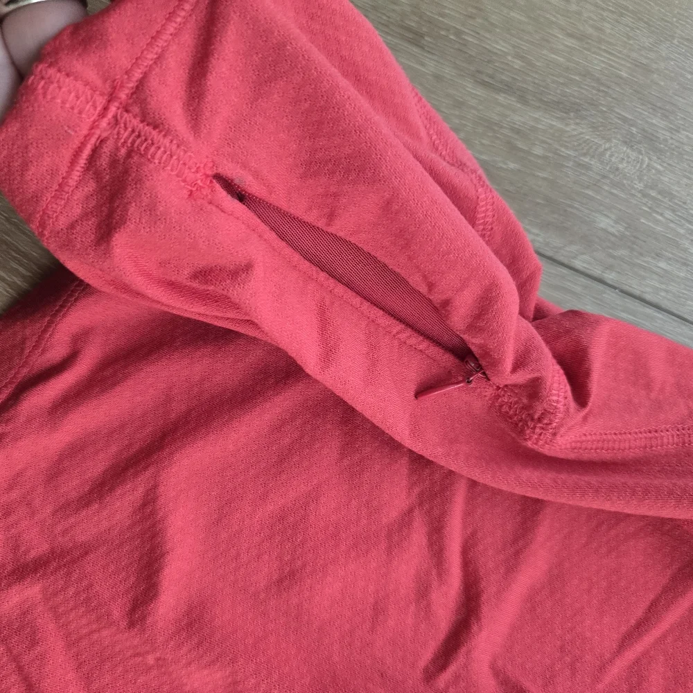 Lululemon Athletic Top Red T Shirt Short Sleeve Size 6